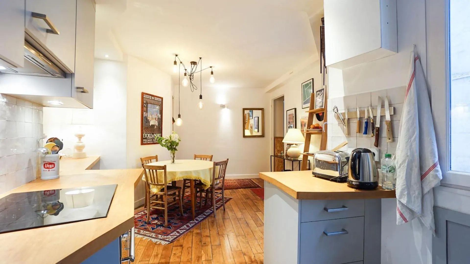 아파트 Beautiful Design Apt In Paris Near The Louvre